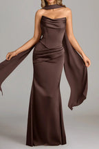Off-the-shoulder mermaid gown in stretch satin