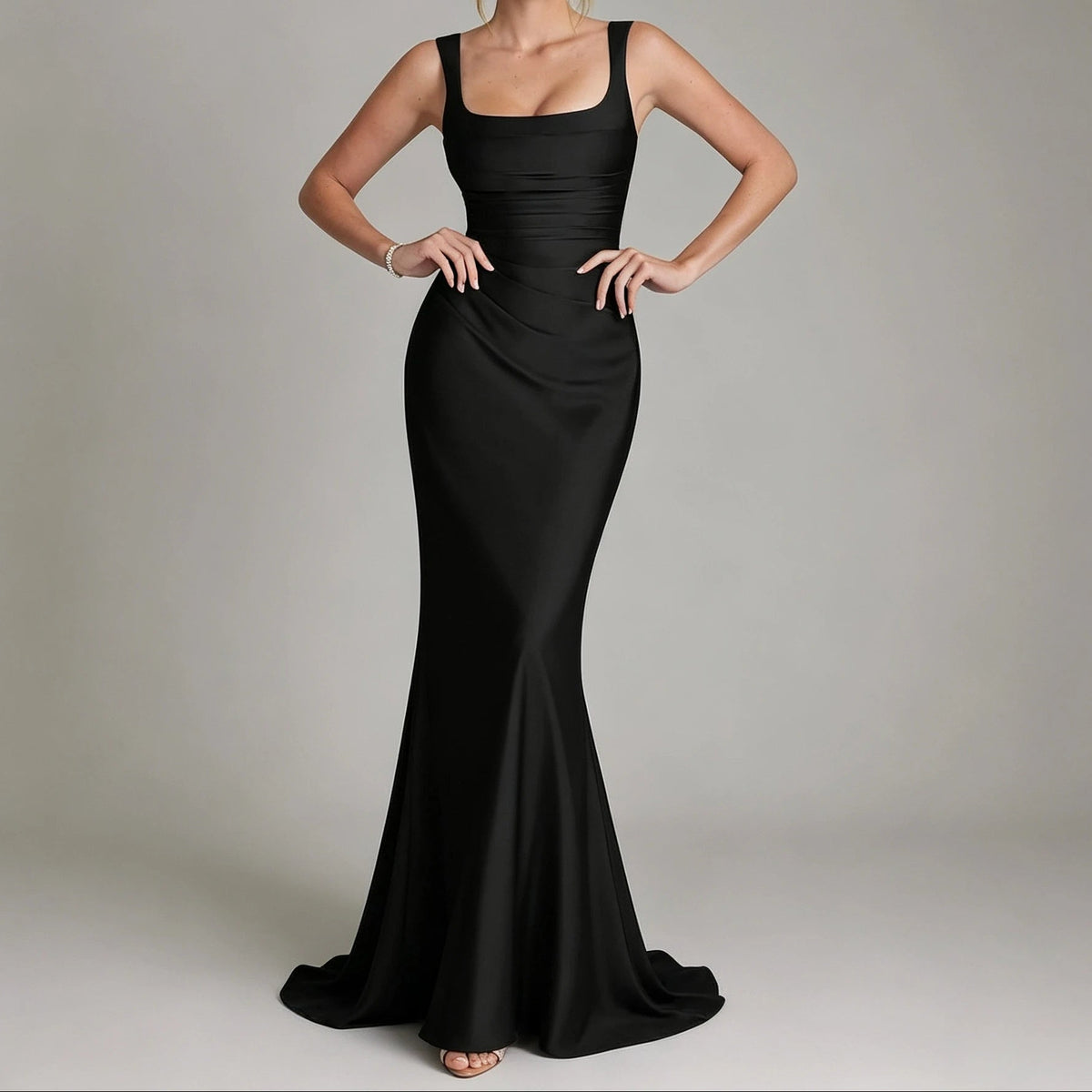 Women's Square Neck Satin Mermaid Gown